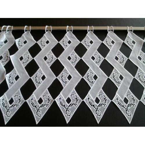 Krátká vitrážová záclona 40cm 2319 bílá