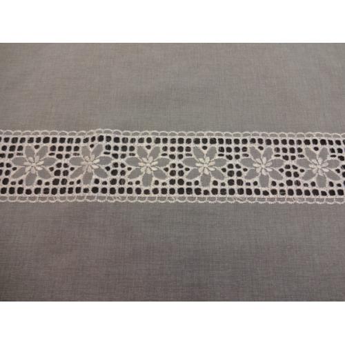 Krátká vitrážová záclona na tyčku 90cm BATIST 2318 bílá