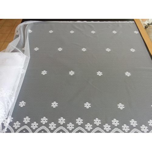 Žakárová záclona s bordurou Kytičky 4421/160 bílá