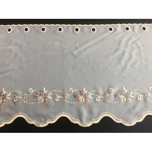 Krátká vitrážová záclona na tyčku 45cm BATIST vyšívaná kytička
